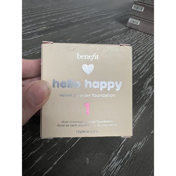 Benefit Hello Happy Velvet Powder Foundation Shade 1 New Full Size ***DAMAGED*** - Picture 9 of 12